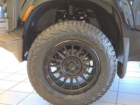 New 2026 Nissan Frontier SV w/ Tow Package AWD/4WD image 6