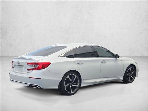 Used 2019 Honda Accord Sport image 5