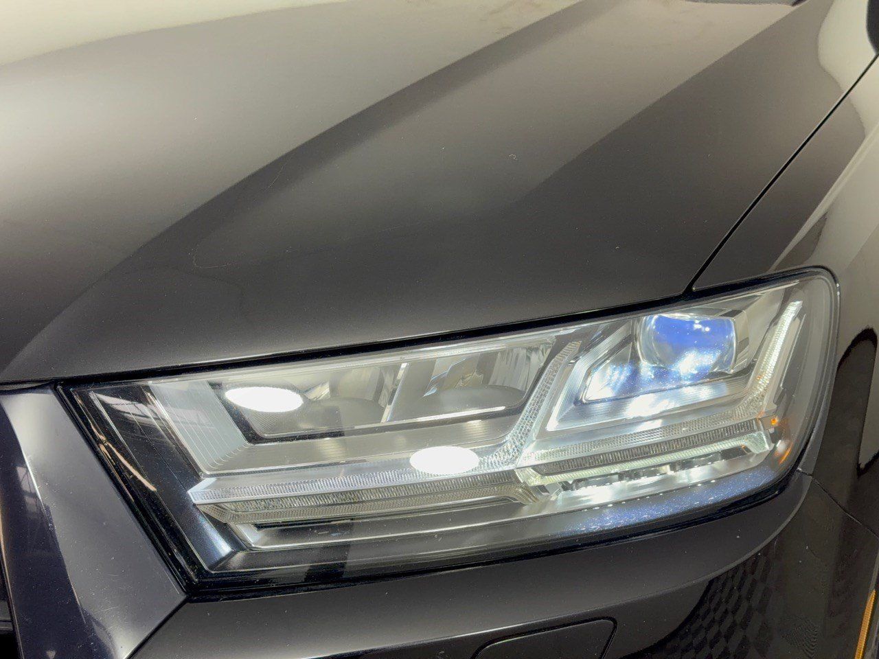 Used 2019 Audi Q7 3.0T Premium Plus w/ Premium Plus Package AWD/4WD image 12