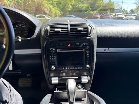 Used 2008 Porsche Cayenne AWD/4WD image 20
