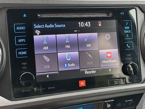 Certified 2019 Toyota Tacoma TRD Off-Road AWD/4WD image 24