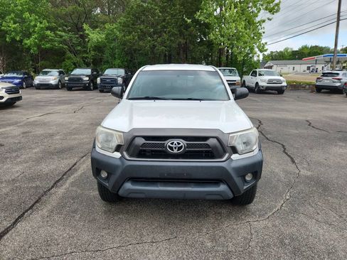 Used 2015 Toyota Tacoma 4x4 Access Cab w/ Convenience Package image 3