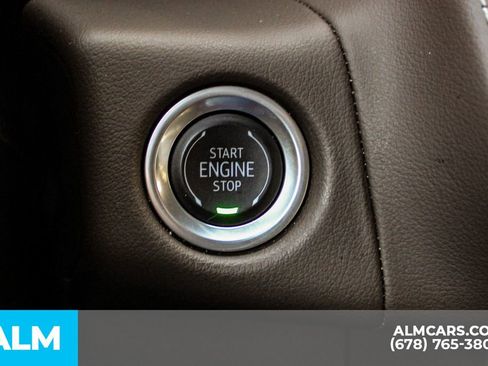 Used 2024 Chevrolet Tahoe LT image 31