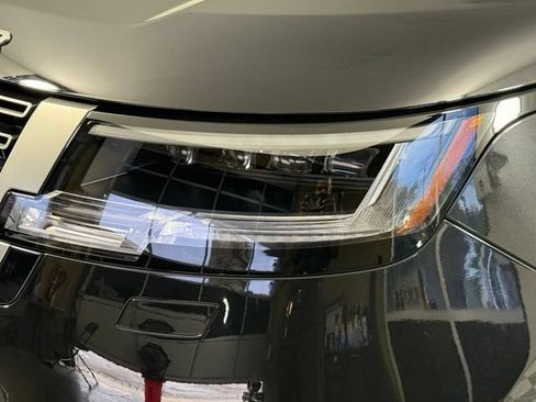 New 2026 Land Rover Range Rover SE AWD/4WD image 12