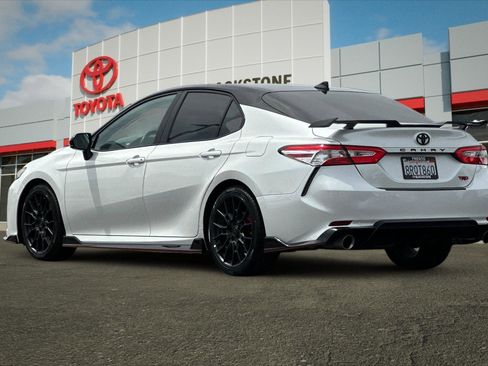 Used 2020 Toyota Camry TRD FWD image 5