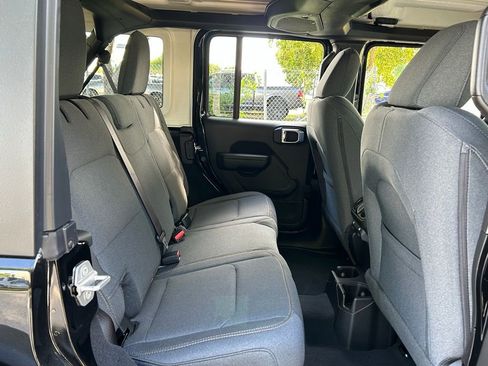 New 2026 Jeep Wrangler Unlimited Sport image 33