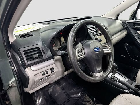 Used 2015 Subaru Forester 2.5i Limited image 5