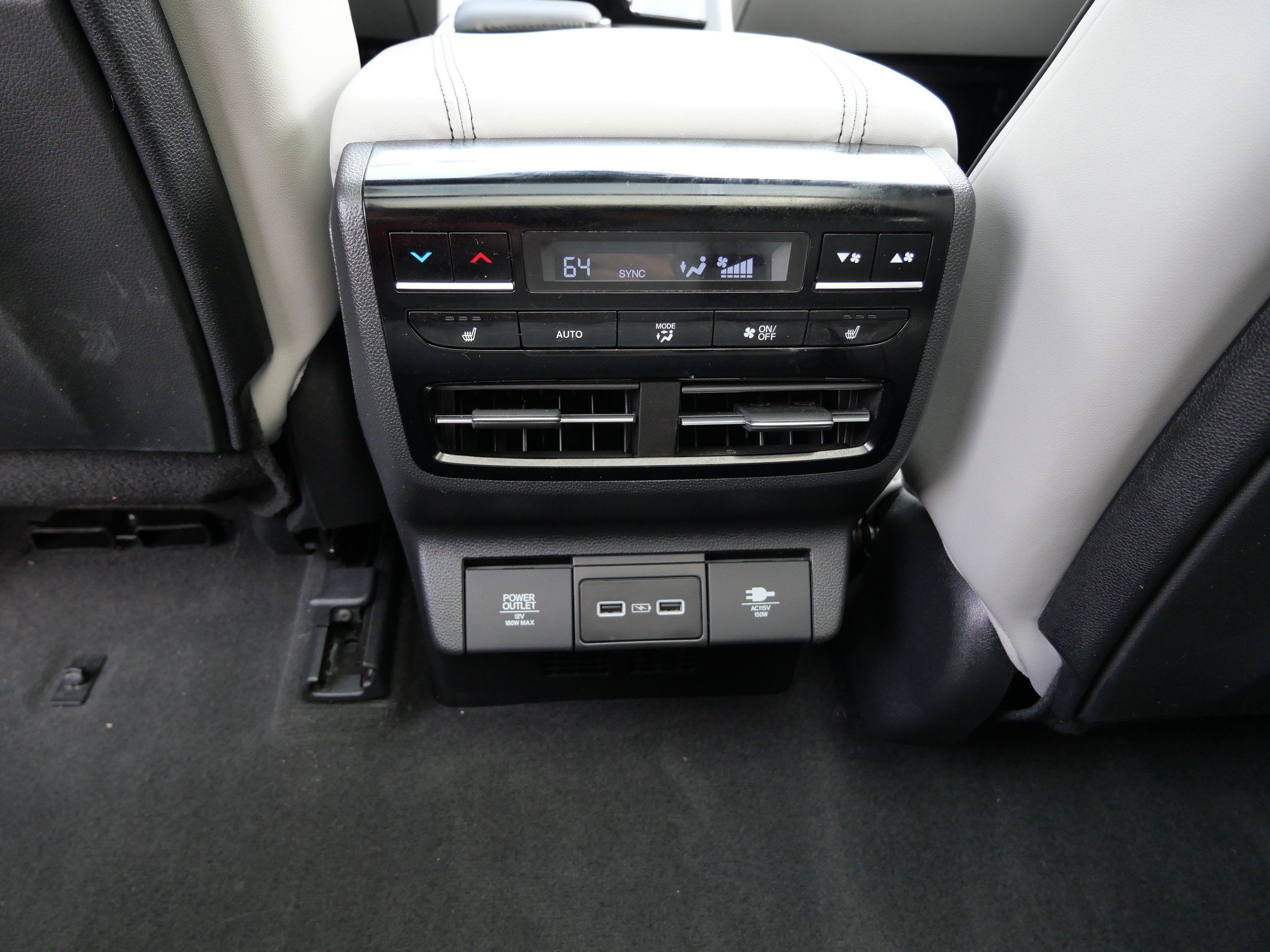 Used 2023 Acura MDX w/ Advance Package AWD/4WD image 16