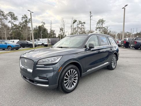 Used 2022 Lincoln Aviator Reserve w/ Equipment Group 201A image 7