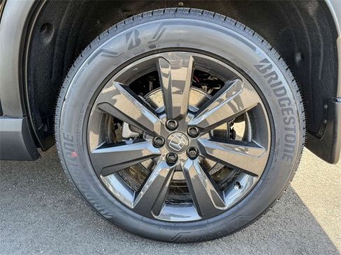 New 2026 Honda Pilot Sport image 9