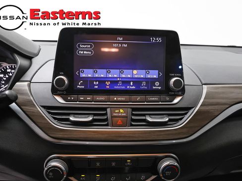 Used 2023 Nissan Altima 2.5 SV FWD image 12