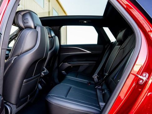 New 2026 Cadillac Lyriq Luxury image 11