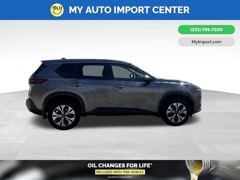 Used 2023 Nissan Rogue SV AWD/4WD image 7