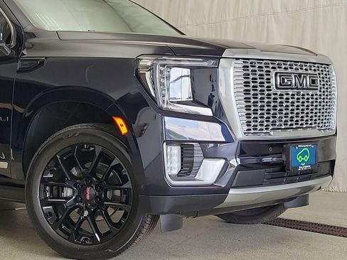 Certified 2024 GMC Yukon XL Denali w/ Denali Reserve Package AWD/4WD image 5