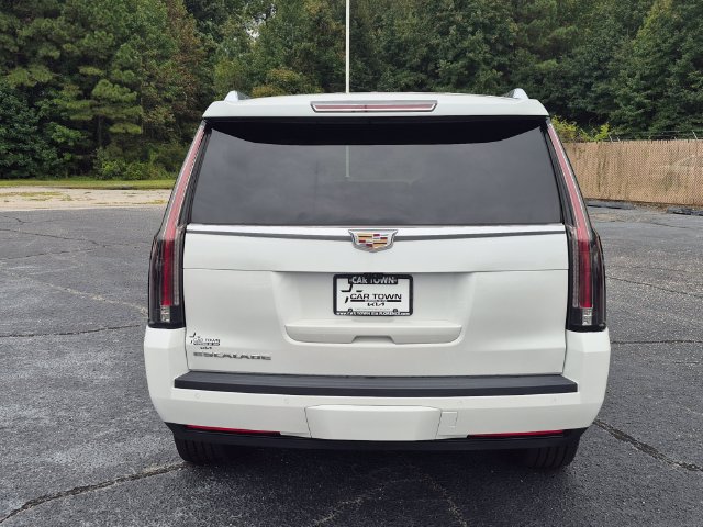 Used 2018 Cadillac Escalade Premium Luxury AWD/4WD image 3