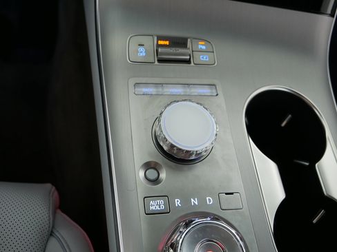Certified 2026 Genesis GV70 2.5T Advanced AWD/4WD image 30