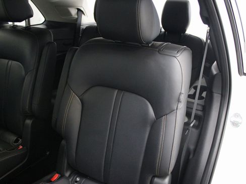 Used 2024 MAZDA CX-90 Plug-In Hybrid w/ Premium Pkg image 26