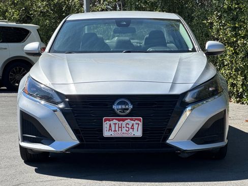 Used 2023 Nissan Altima 2.5 SV image 9