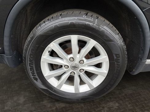 Used 2019 Dodge Durango SXT AWD/4WD image 36