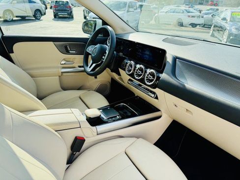 Used 2021 Mercedes-Benz GLA 250 image 19