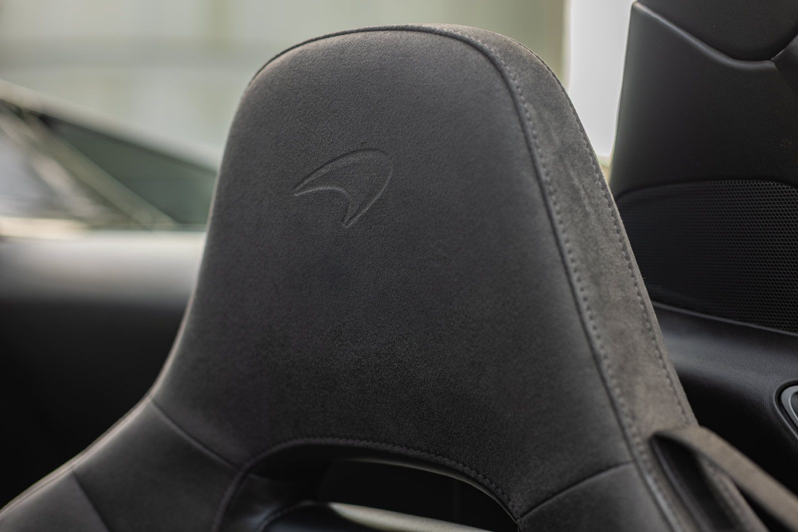 Used 2020 McLaren 720S Performance RWD image 13