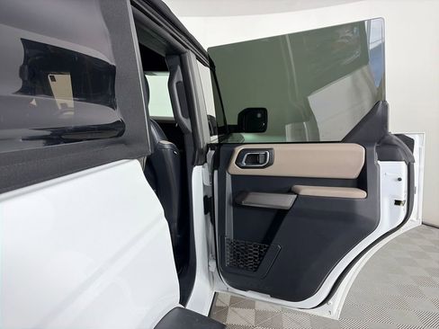 Used 2022 Ford Bronco Wildtrak AWD/4WD image 30