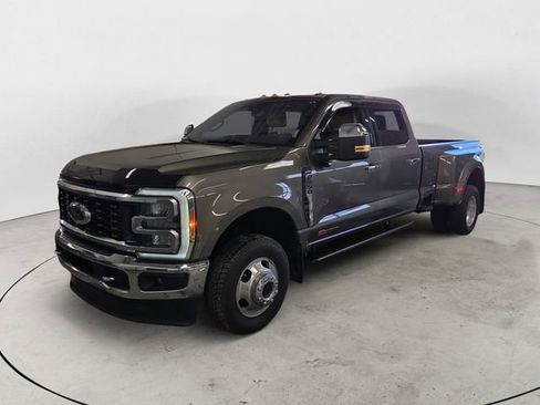 Used 2023 Ford F350 Lariat w/ Lariat Ultimate Package AWD/4WD image 1
