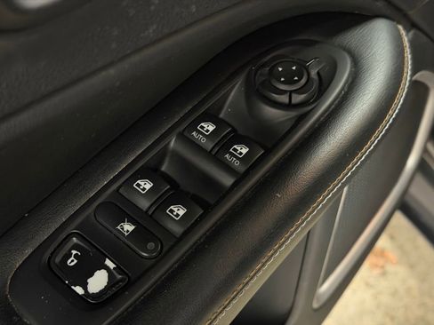 Used 2020 Jeep Compass Latitude w/ Cold Weather Group image 21