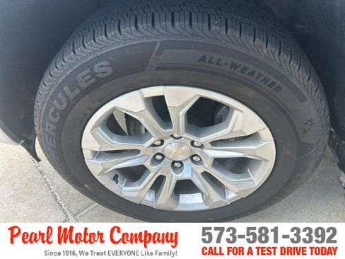 Certified 2024 Chevrolet Silverado 1500 LTZ w/ LTZ Convenience Package II AWD/4WD image 9