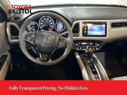 Used 2018 Honda HR-V EX image 12