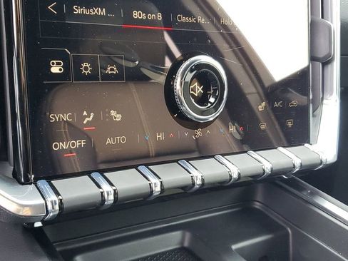 New 2026 GMC Acadia Elevation image 29