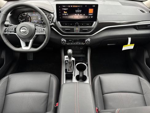 New 2025 Nissan Altima 2.5 SR w/ SR Premium Package image 10