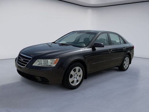 Used 2009 Hyundai Sonata GLS FWD image 1