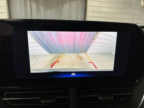 Certified 2024 Chevrolet Trax LT w/ Driver Confidence Package image 10