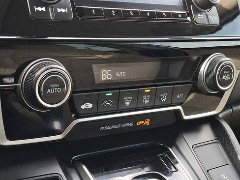 Used 2020 Honda CR-V LX image 12