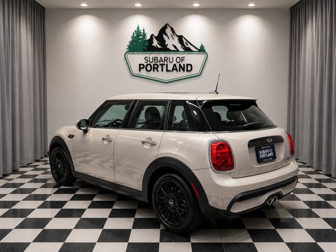 Used 2024 MINI Cooper S FWD image 5