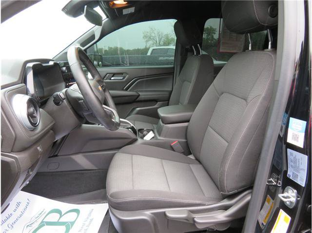 Used 2023 Chevrolet Colorado LT w/ Advanced Trailering Package AWD/4WD image 5