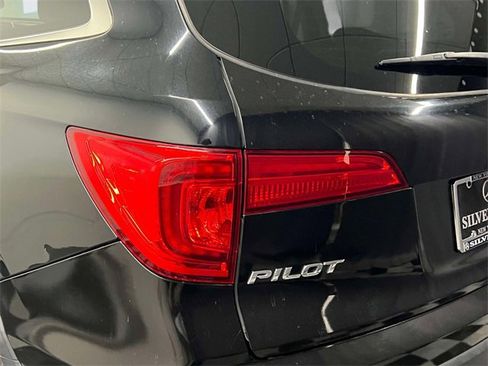 Used 2018 Honda Pilot EX-L image 10