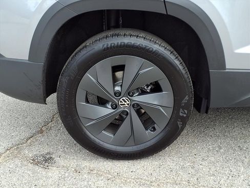 Certified 2025 Volkswagen Taos S image 5