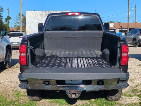 Certified 2015 Chevrolet Silverado 2500 LT w/ LT Convenience Package image 23