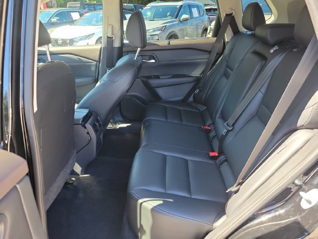 Used 2023 Nissan Rogue SL w/ SL Premium Package AWD/4WD image 13