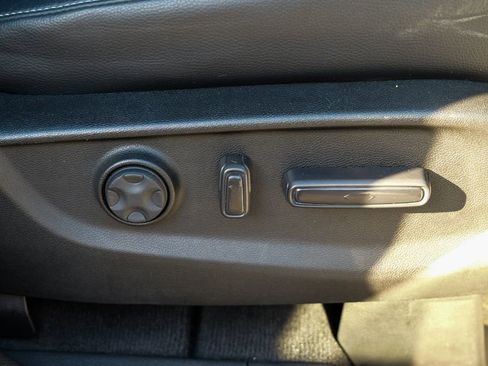 Used 2023 Honda Odyssey EX-L image 40