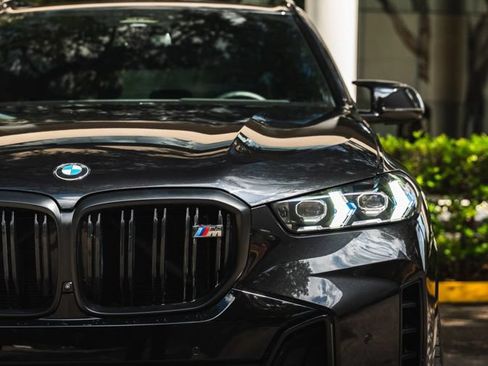 Used 2025 BMW X5 M60i w/ Climate Comfort Package AWD/4WD image 9