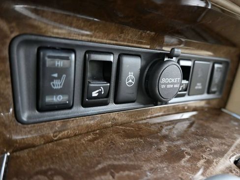 Used 2015 INFINITI QX80 2WD image 21