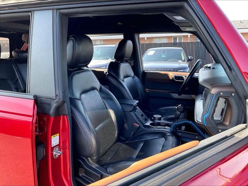 Used 2021 Ford Bronco Outer Banks image 9