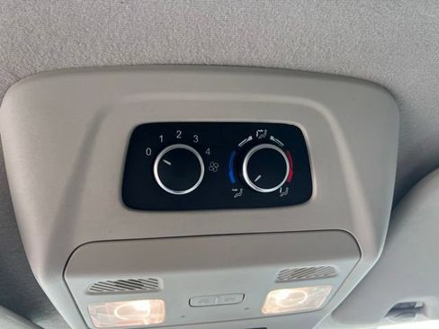 Used 2021 Ford Transit 350 XLT RWD image 25