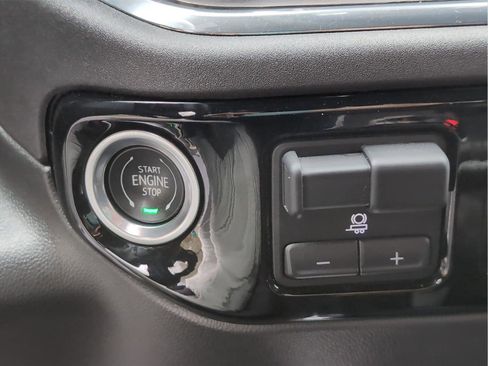 Used 2024 GMC Sierra 1500 SLT w/ SLT Premium Plus Package image 21