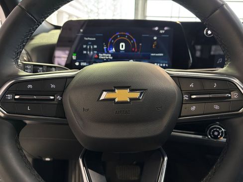 Used 2025 Chevrolet Equinox LT image 27