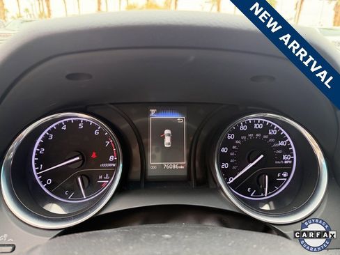 Used 2020 Toyota Camry LE w/ Carpet Mat Package image 7