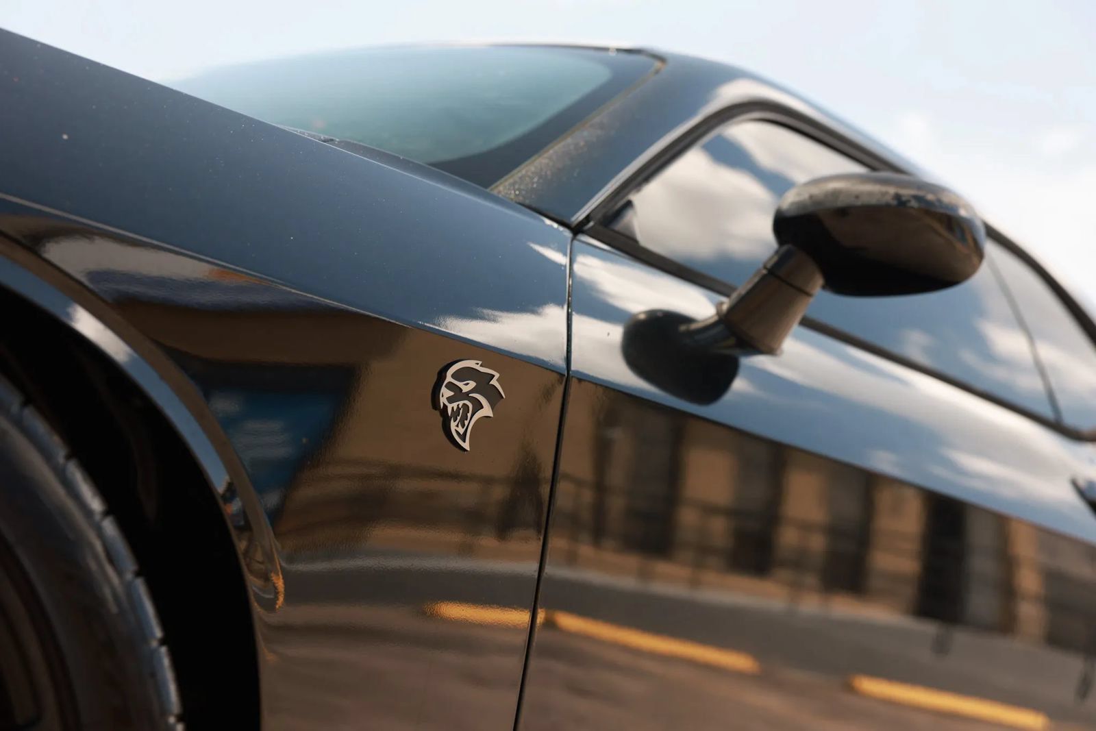 Used 2015 Dodge Challenger SRT Hellcat RWD image 30